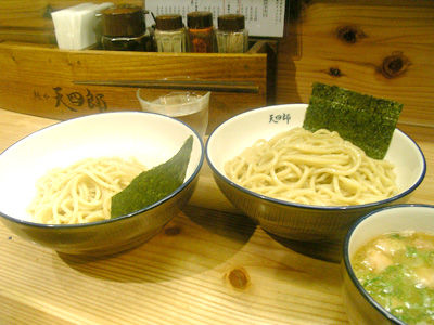 天四郎「つけ麺」750円